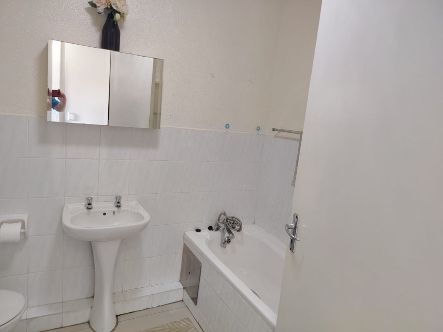 2 Bedroom Property for Sale in Beacon Rocks KwaZulu-Natal