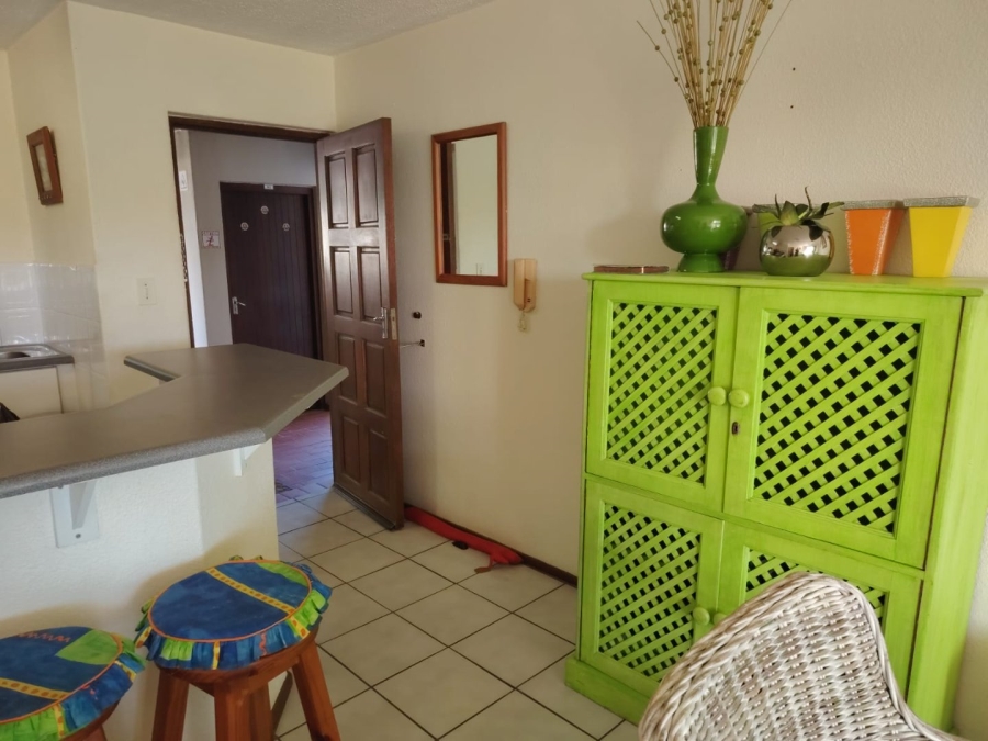 2 Bedroom Property for Sale in Uvongo KwaZulu-Natal