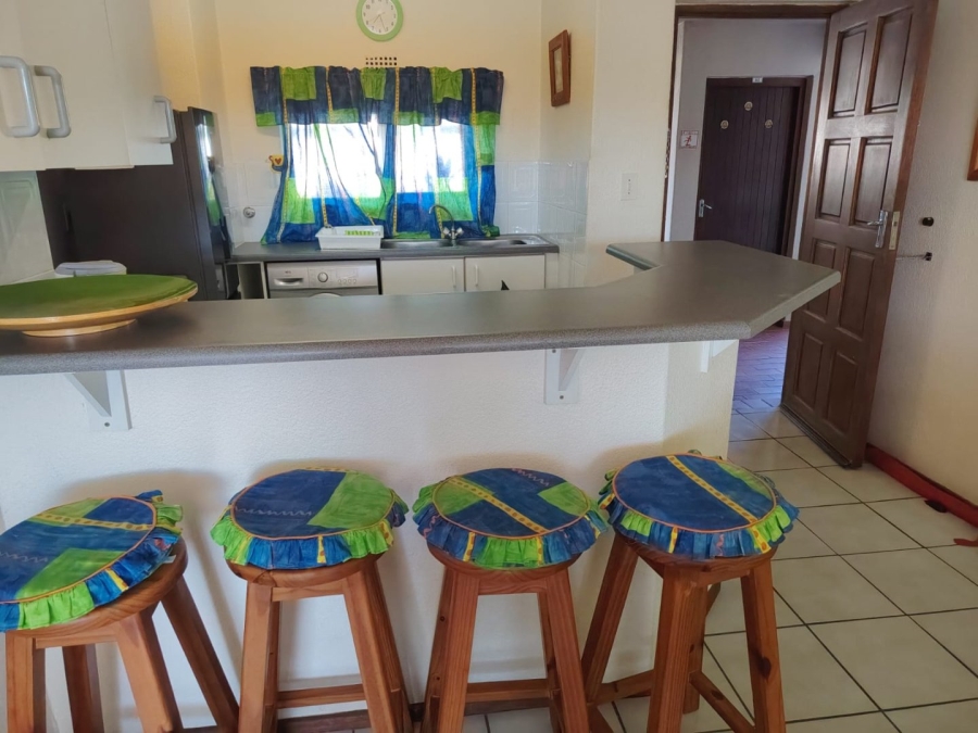 2 Bedroom Property for Sale in Uvongo KwaZulu-Natal