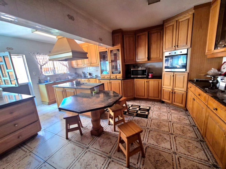 5 Bedroom Property for Sale in Merewent KwaZulu-Natal