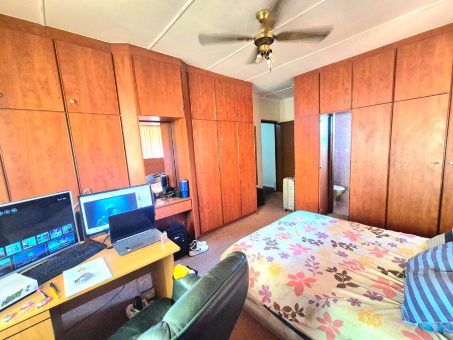 5 Bedroom Property for Sale in Merewent KwaZulu-Natal