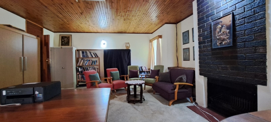 4 Bedroom Property for Sale in Huttenheights KwaZulu-Natal