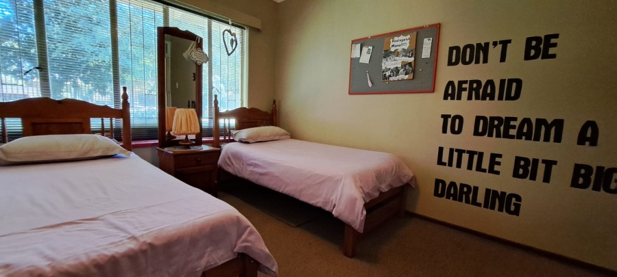 4 Bedroom Property for Sale in Huttenheights KwaZulu-Natal