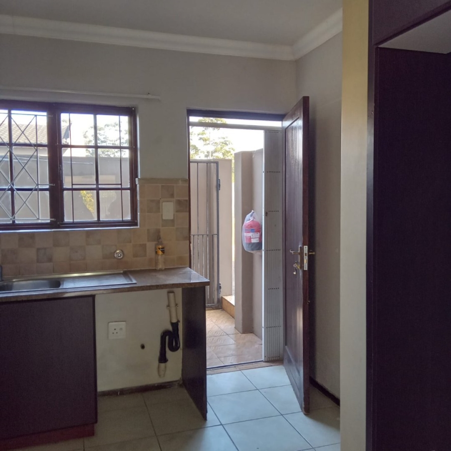 To Let 3 Bedroom Property for Rent in Margate KwaZulu-Natal