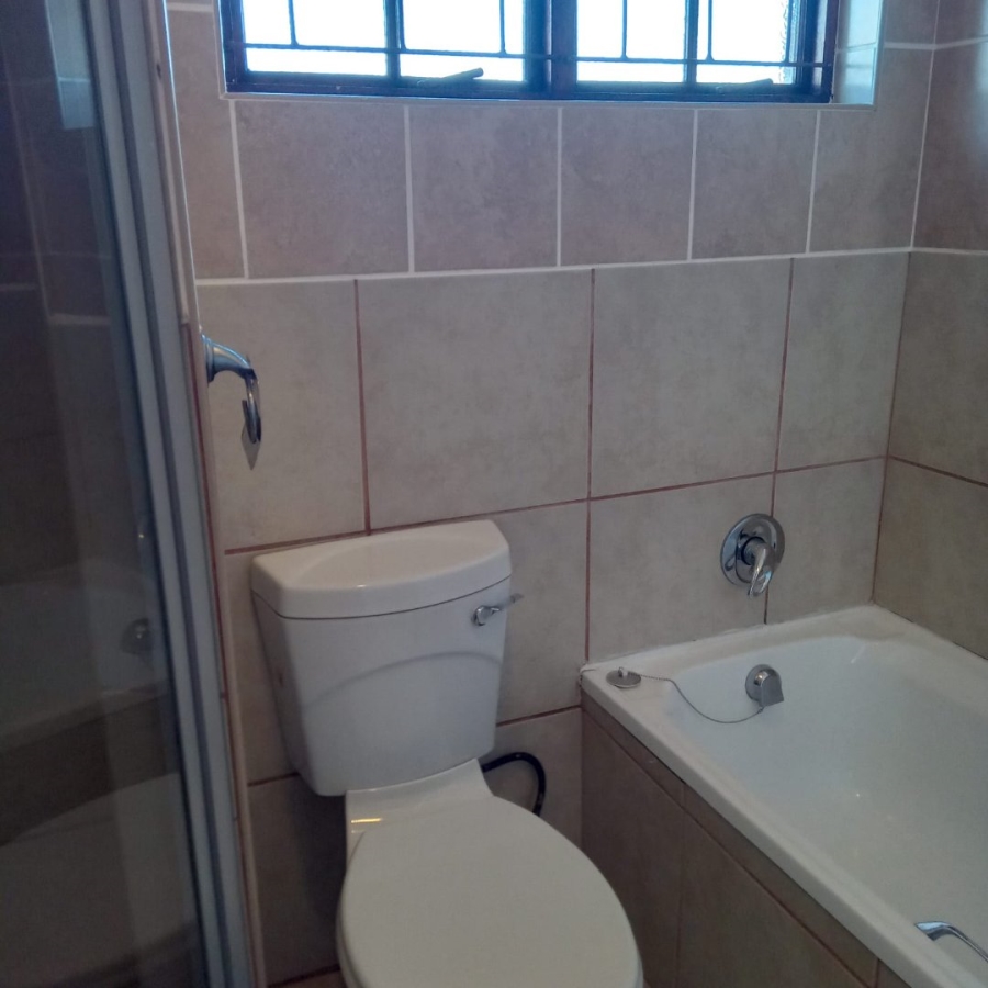 To Let 3 Bedroom Property for Rent in Margate KwaZulu-Natal