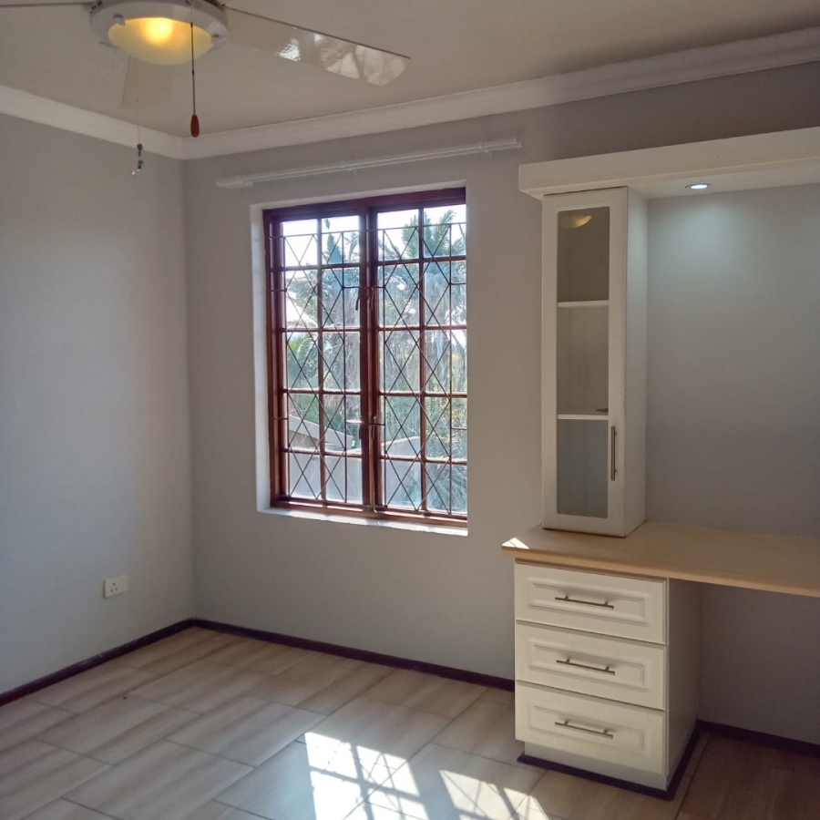 To Let 3 Bedroom Property for Rent in Margate KwaZulu-Natal