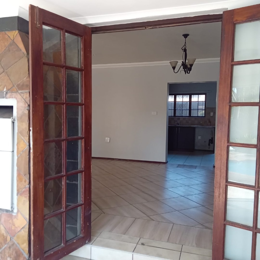 To Let 3 Bedroom Property for Rent in Margate KwaZulu-Natal
