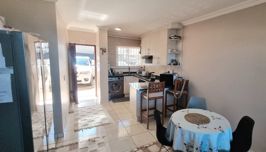 2 Bedroom Property for Sale in Margate KwaZulu-Natal