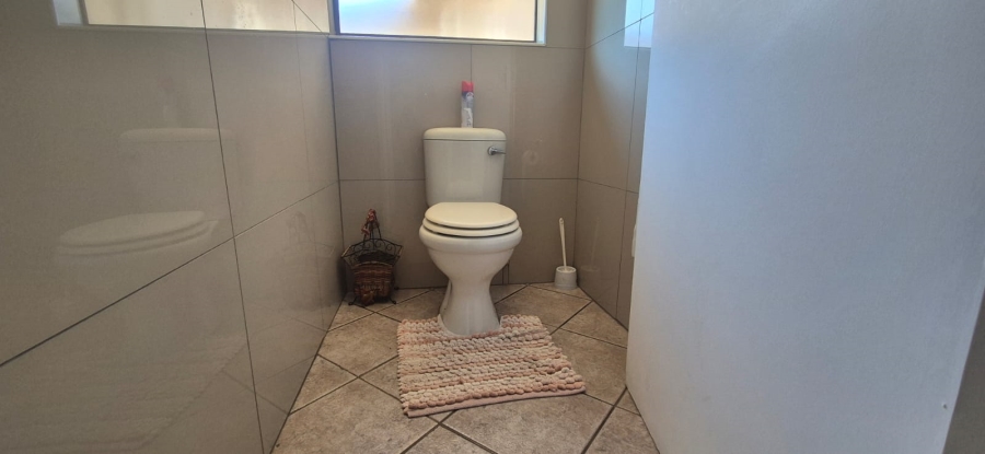 3 Bedroom Property for Sale in Pioneer Park KwaZulu-Natal