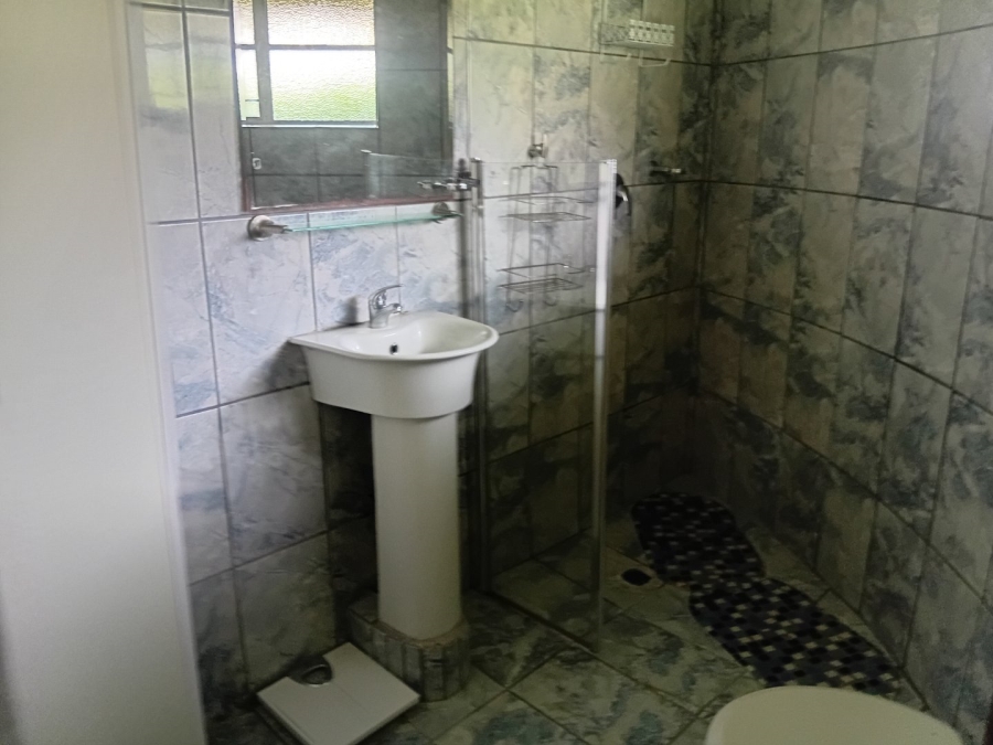 1 Bedroom Property for Sale in Woodgrange KwaZulu-Natal