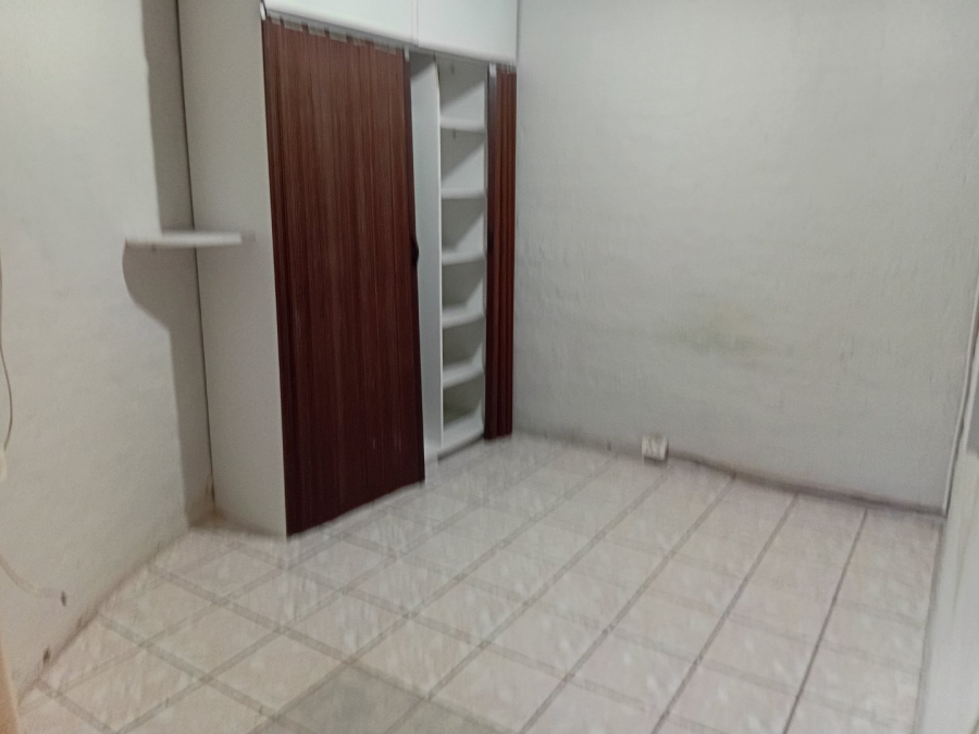 1 Bedroom Property for Sale in Woodgrange KwaZulu-Natal