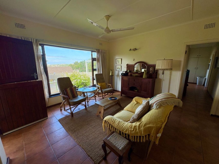 3 Bedroom Property for Sale in Umtentweni KwaZulu-Natal