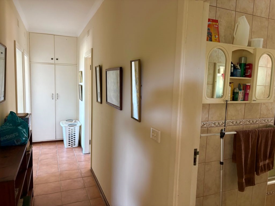 3 Bedroom Property for Sale in Umtentweni KwaZulu-Natal