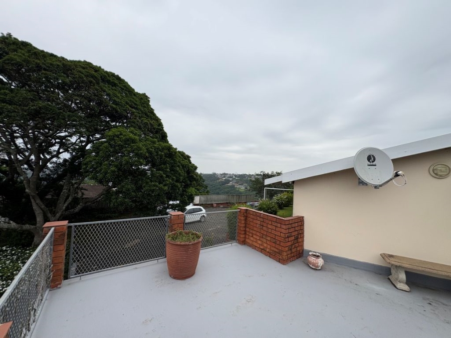 3 Bedroom Property for Sale in Umtentweni KwaZulu-Natal