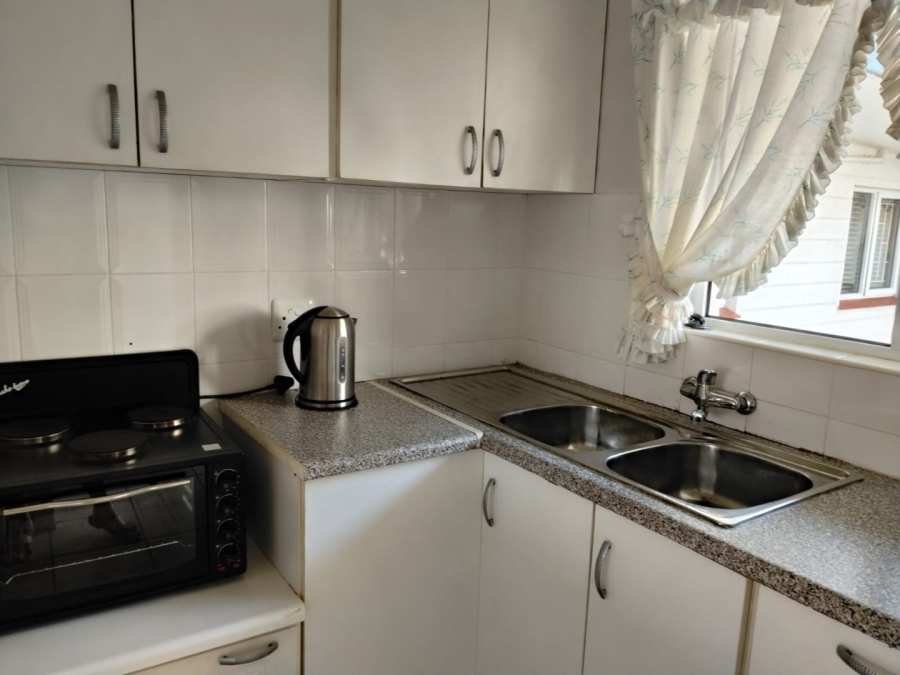 1 Bedroom Property for Sale in Scottburgh Central KwaZulu-Natal