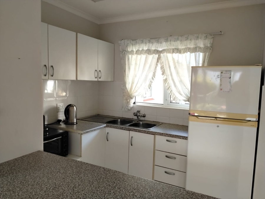 1 Bedroom Property for Sale in Scottburgh Central KwaZulu-Natal