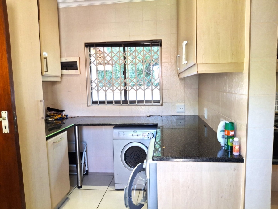 4 Bedroom Property for Sale in Leisure Bay KwaZulu-Natal