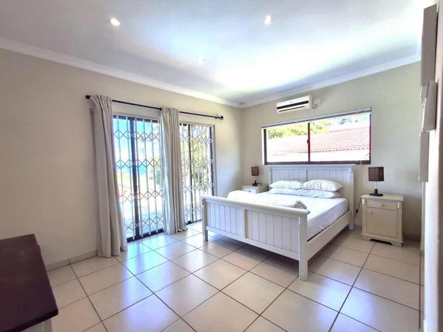 4 Bedroom Property for Sale in Leisure Bay KwaZulu-Natal