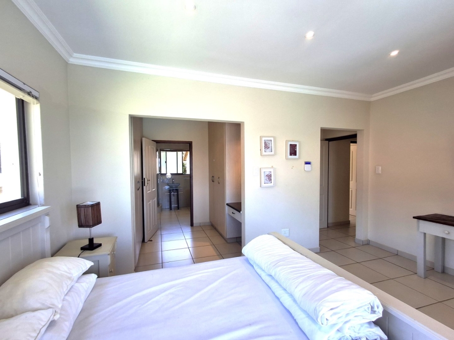4 Bedroom Property for Sale in Leisure Bay KwaZulu-Natal