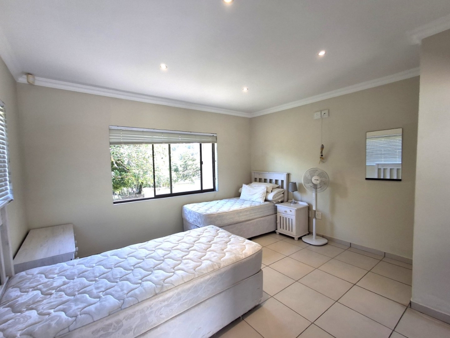4 Bedroom Property for Sale in Leisure Bay KwaZulu-Natal