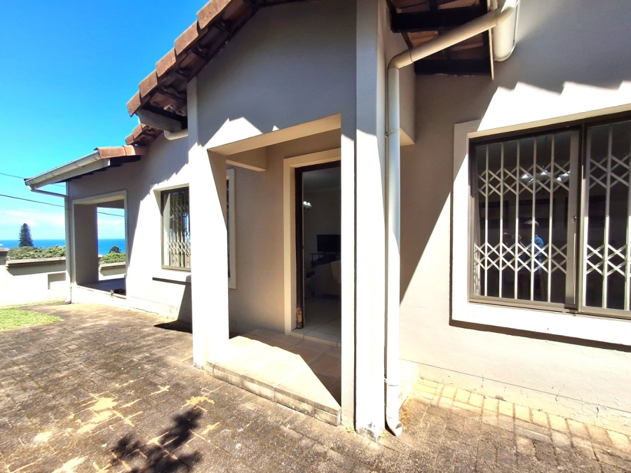 4 Bedroom Property for Sale in Leisure Bay KwaZulu-Natal
