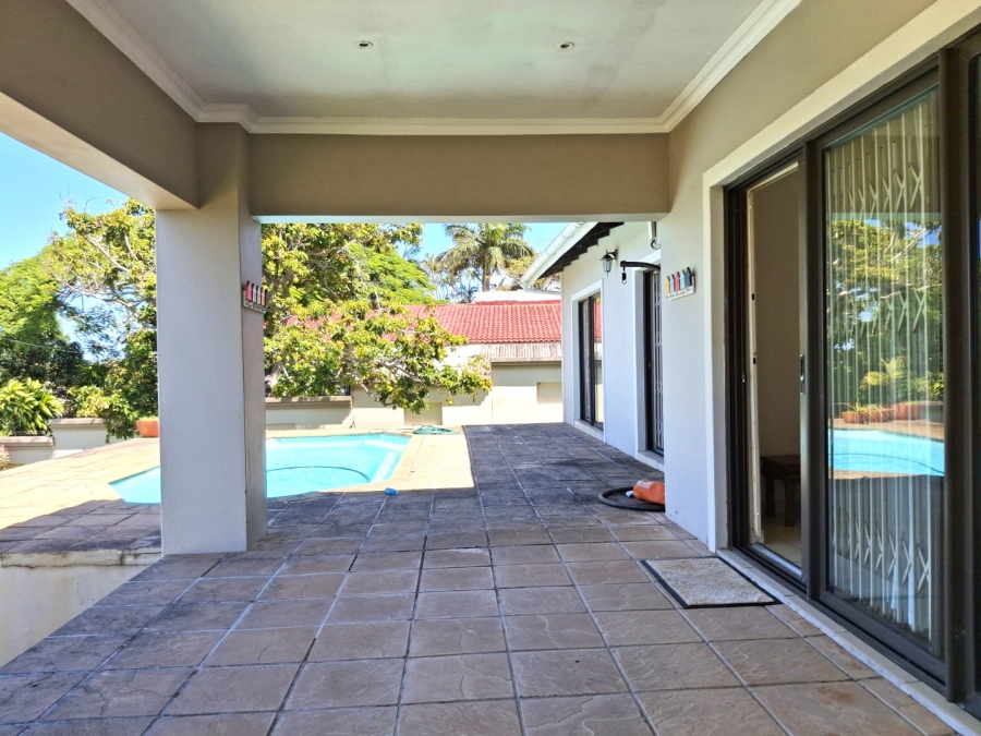 4 Bedroom Property for Sale in Leisure Bay KwaZulu-Natal