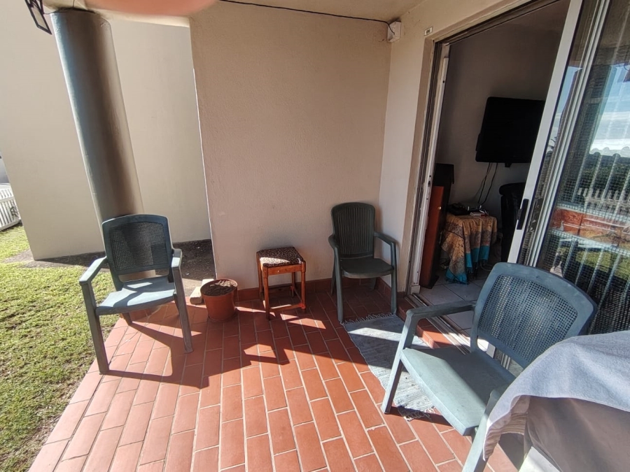 2 Bedroom Property for Sale in Uvongo Beach KwaZulu-Natal