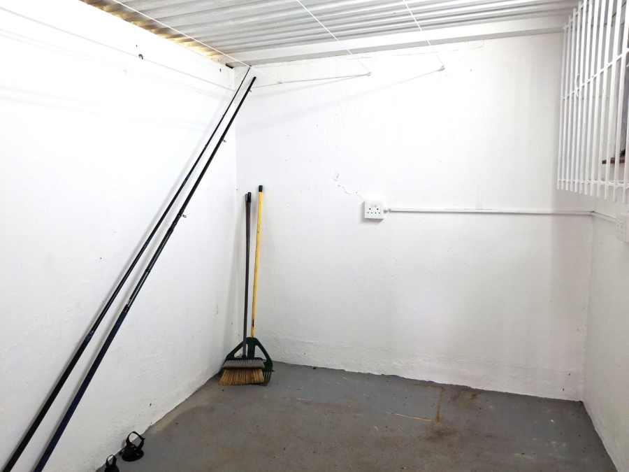 3 Bedroom Property for Sale in Port Edward KwaZulu-Natal