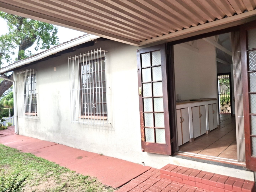 3 Bedroom Property for Sale in Port Edward KwaZulu-Natal