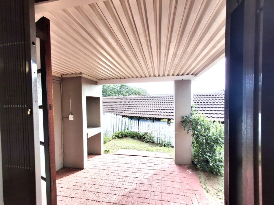 3 Bedroom Property for Sale in Port Edward KwaZulu-Natal