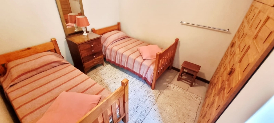 3 Bedroom Property for Sale in Uvongo KwaZulu-Natal