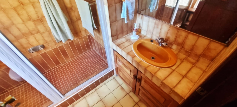 3 Bedroom Property for Sale in Uvongo KwaZulu-Natal