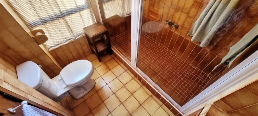 3 Bedroom Property for Sale in Uvongo KwaZulu-Natal