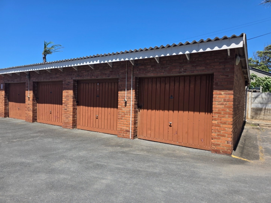 2 Bedroom Property for Sale in Oslo Beach KwaZulu-Natal