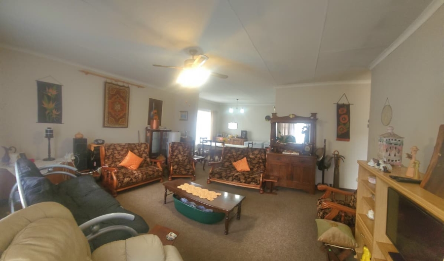 3 Bedroom Property for Sale in Sunnyridge KwaZulu-Natal