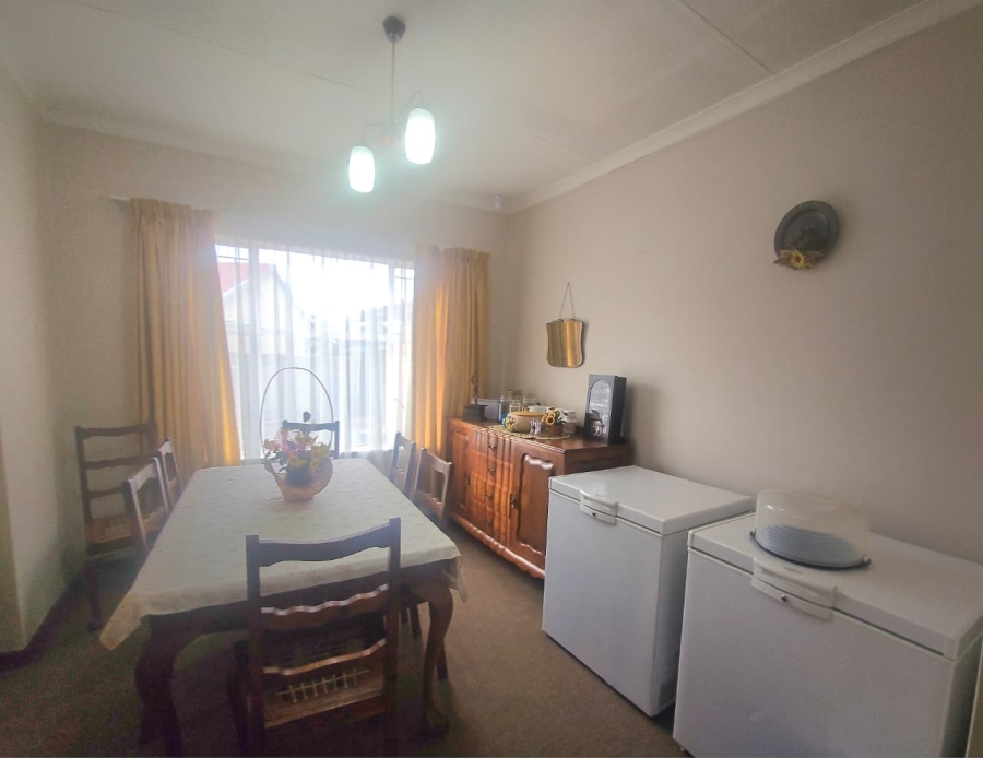 3 Bedroom Property for Sale in Sunnyridge KwaZulu-Natal