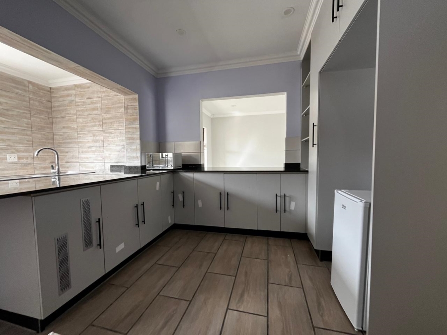 To Let 4 Bedroom Property for Rent in Pioneer Park KwaZulu-Natal