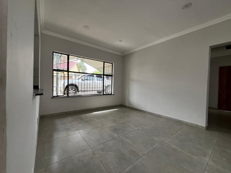 To Let 4 Bedroom Property for Rent in Pioneer Park KwaZulu-Natal