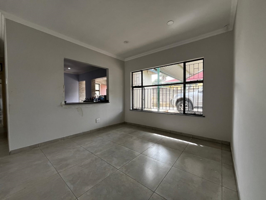 To Let 4 Bedroom Property for Rent in Pioneer Park KwaZulu-Natal