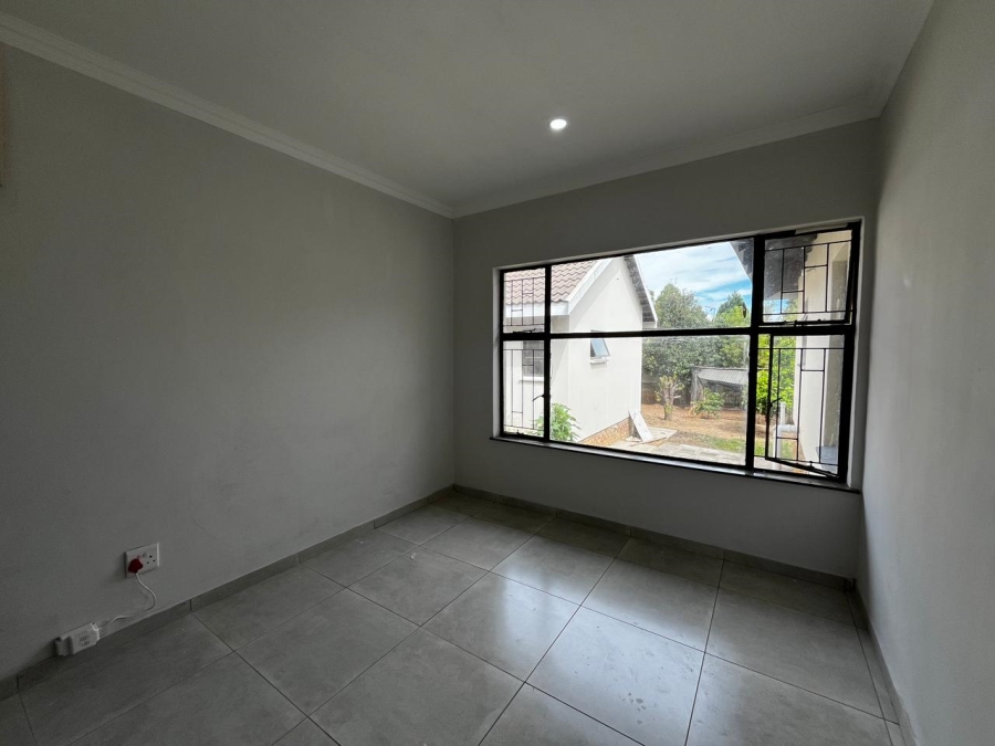 To Let 4 Bedroom Property for Rent in Pioneer Park KwaZulu-Natal