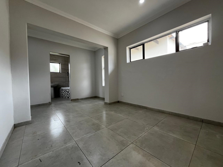 To Let 4 Bedroom Property for Rent in Pioneer Park KwaZulu-Natal