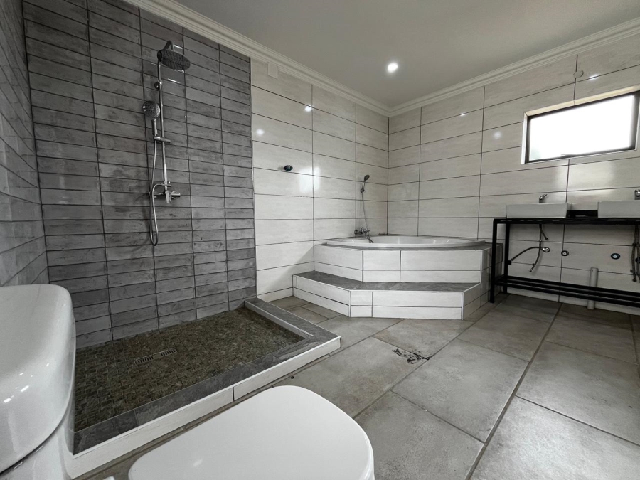 To Let 4 Bedroom Property for Rent in Pioneer Park KwaZulu-Natal