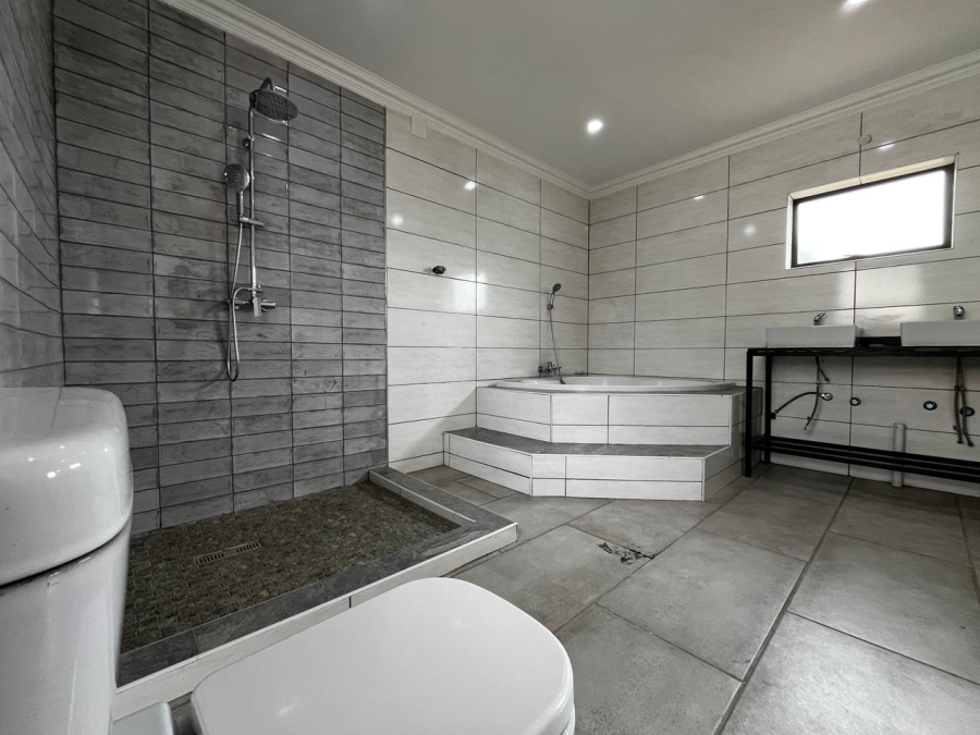 To Let 4 Bedroom Property for Rent in Pioneer Park KwaZulu-Natal