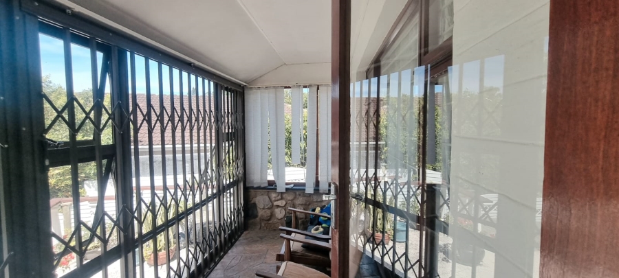 4 Bedroom Property for Sale in St Michaels On Sea KwaZulu-Natal