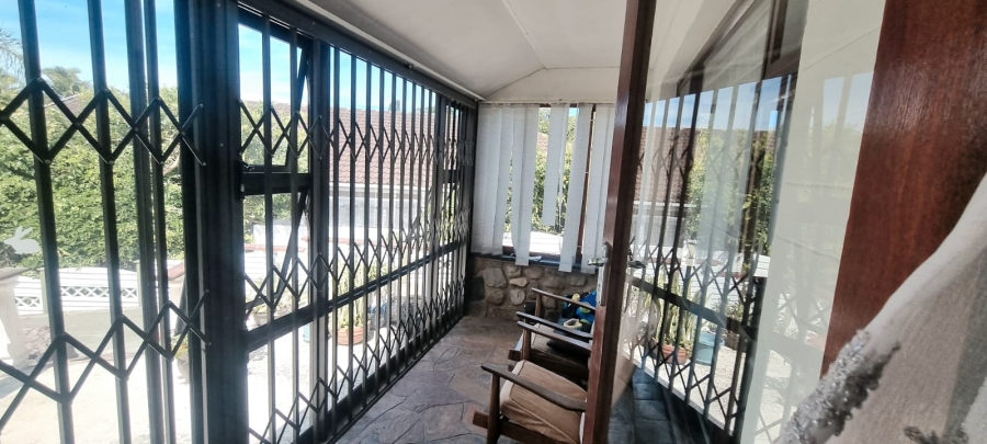 4 Bedroom Property for Sale in St Michaels On Sea KwaZulu-Natal