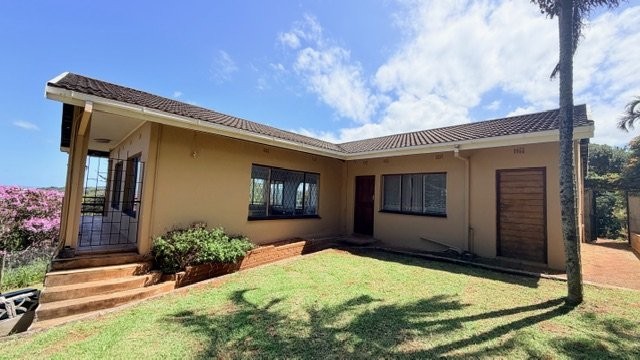 6 Bedroom Property for Sale in Leisure Bay KwaZulu-Natal
