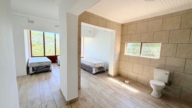 6 Bedroom Property for Sale in Leisure Bay KwaZulu-Natal