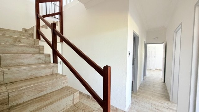 6 Bedroom Property for Sale in Leisure Bay KwaZulu-Natal