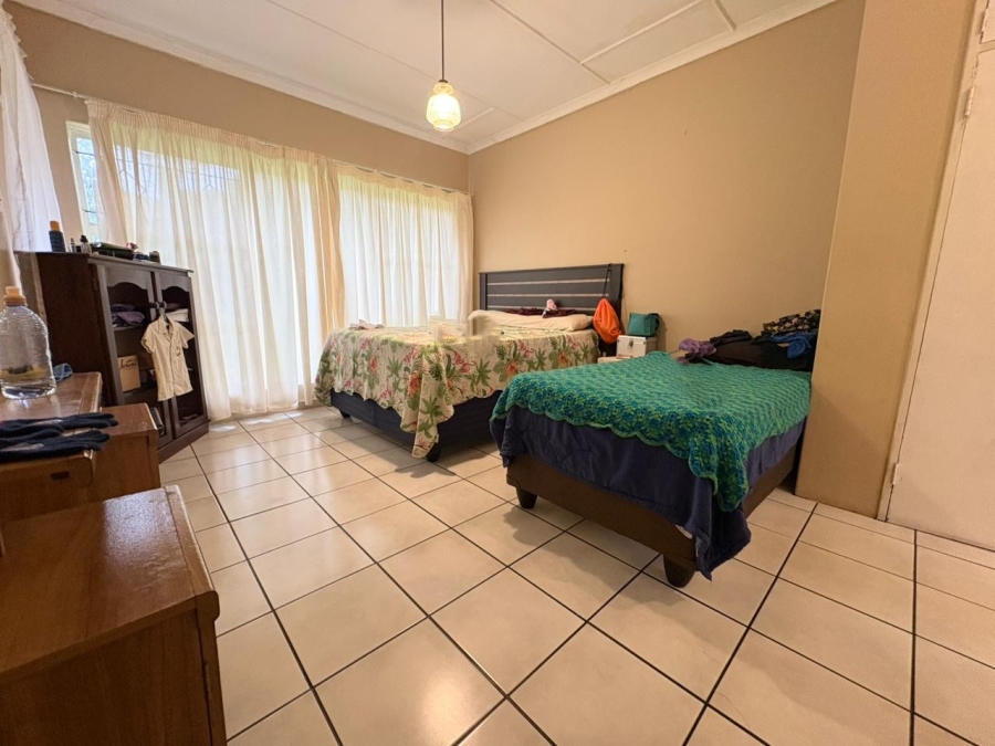 4 Bedroom Property for Sale in Schuinshoogte KwaZulu-Natal
