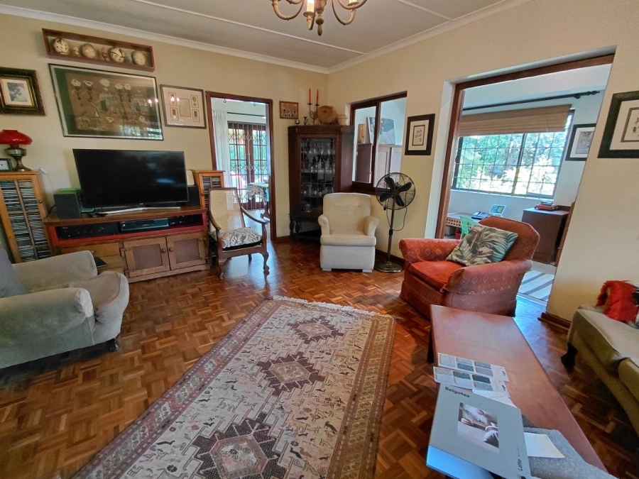 8 Bedroom Property for Sale in Sherwood KwaZulu-Natal